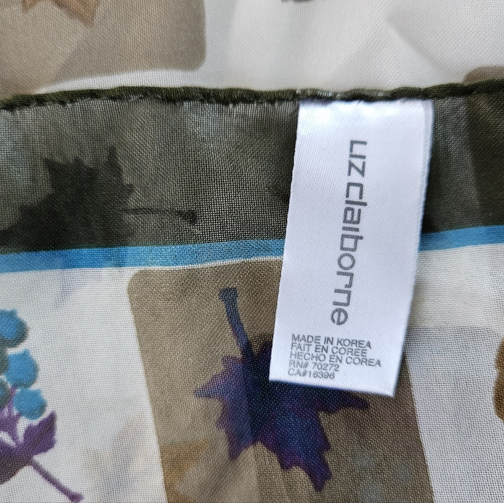 LIZ CLAIBORNE Autumn Leaves Scarf | SZ 20" Sq - Picture 9 of 10